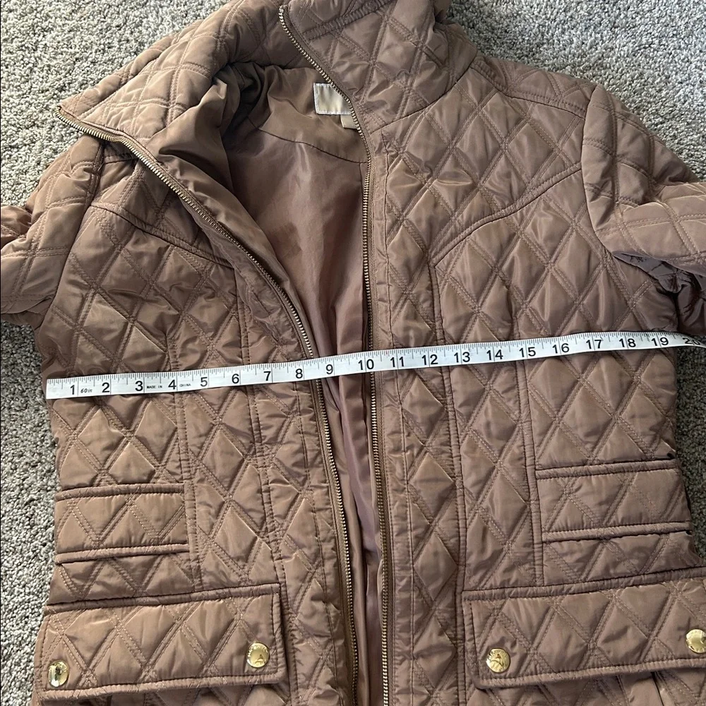 Michael Kors Light Brown Quilted Puffer Jacket Gold Accents Size M - Picture 13 of 14